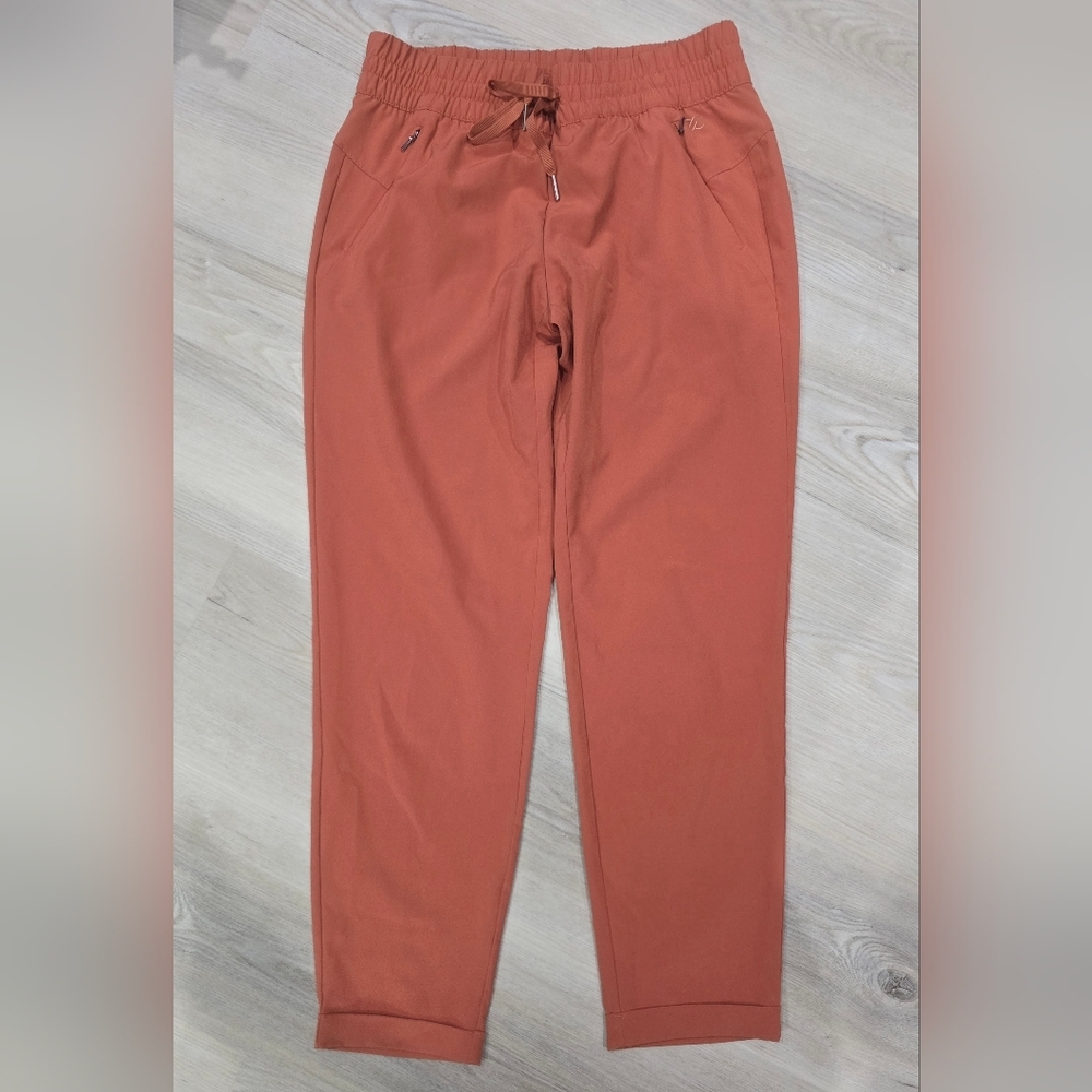 Calia By Carrie Underwood Rust Orange Joggers Size XS NWOT